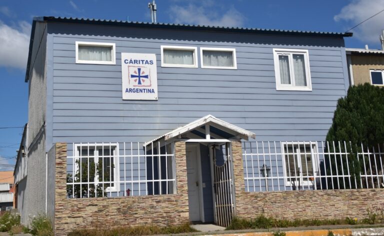 Caritas 25 de Mayo